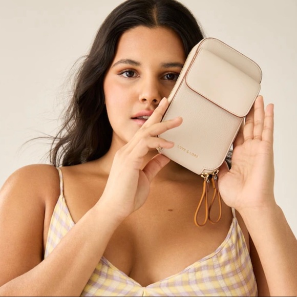 NEW Handpainted Floral Crossbody Phone Bag, Cream - Picture 9 of 9